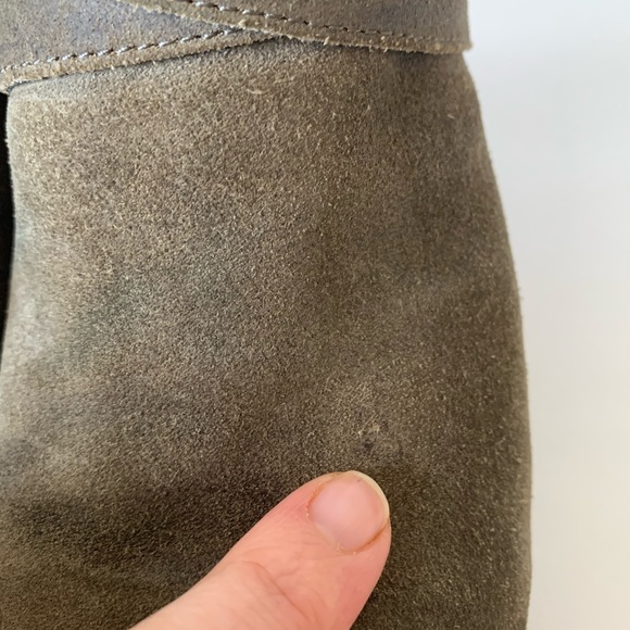 Ugg | Benson Waterproof Ankle Boots - Picture 4 of 11